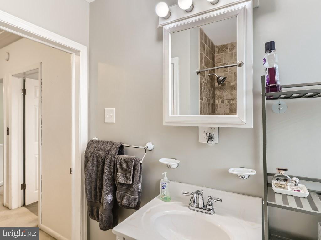 LINOVER HEIGHTS - Residential