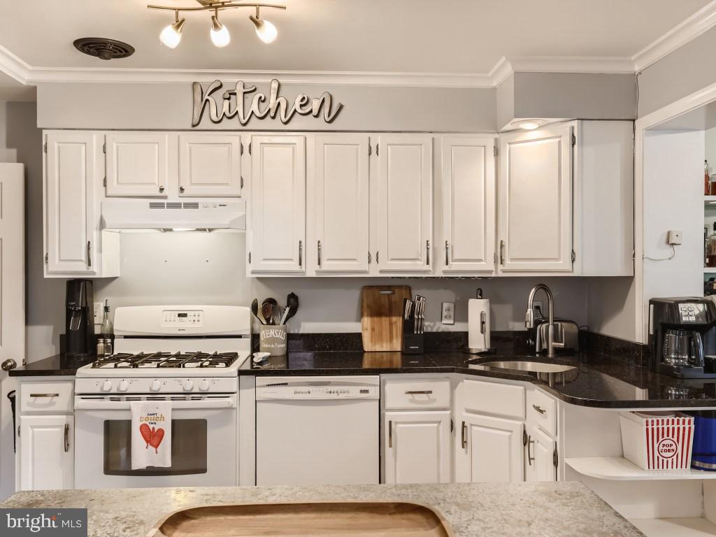 LINOVER HEIGHTS - Residential