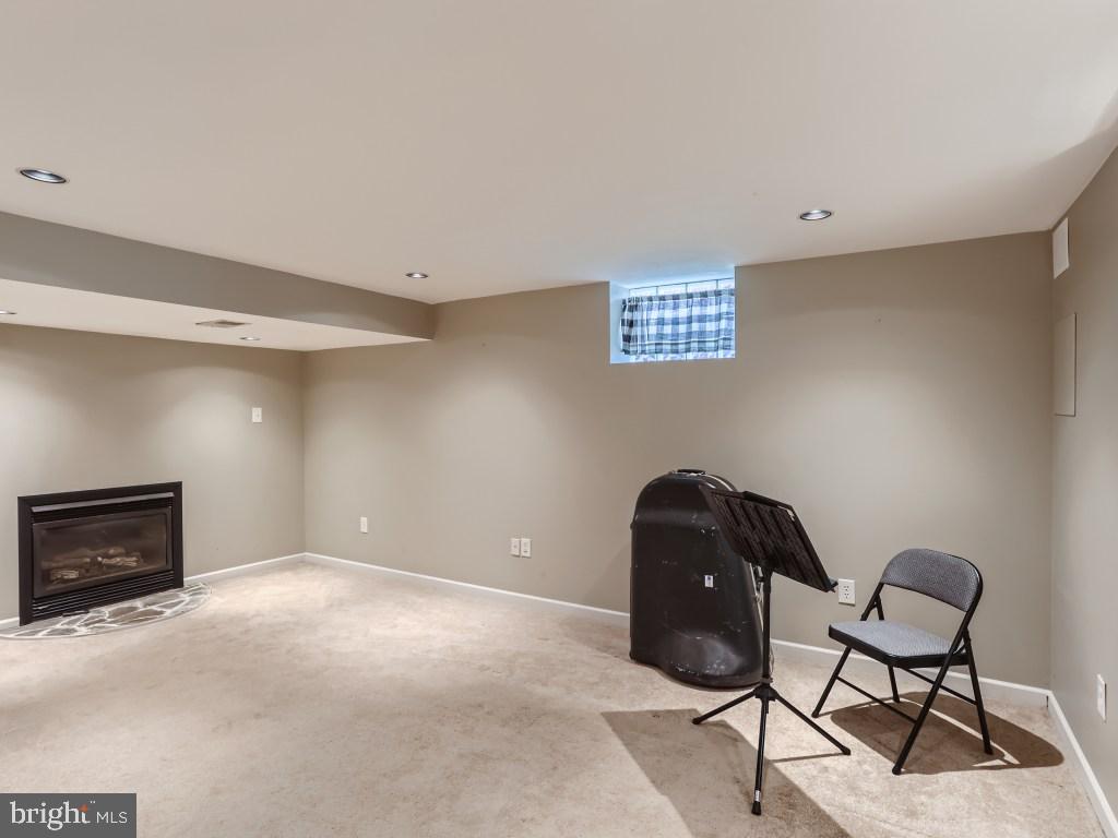 LINOVER HEIGHTS - Residential