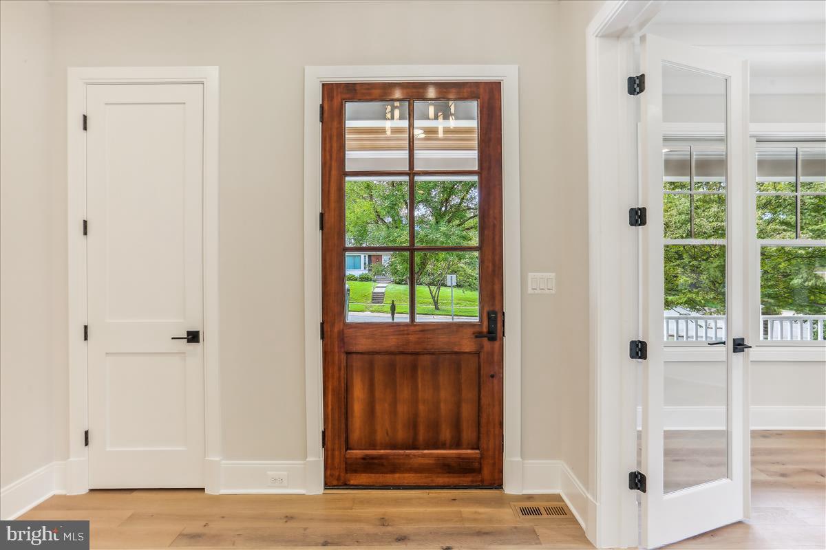OAKWOOD KNOLLS - Residential