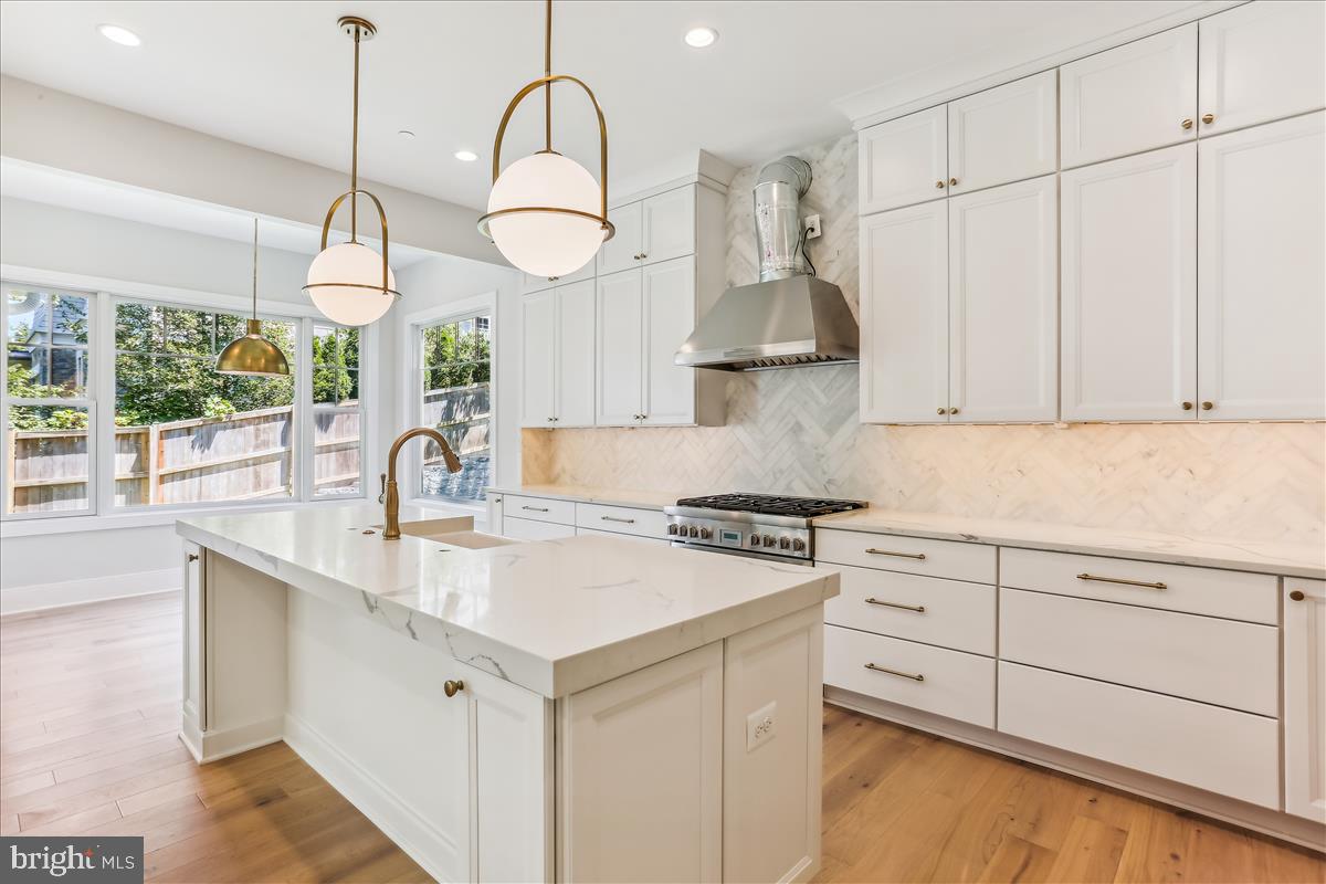 OAKWOOD KNOLLS - Residential