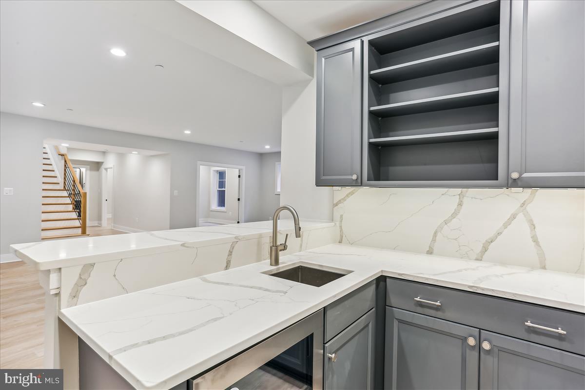 OAKWOOD KNOLLS - Residential