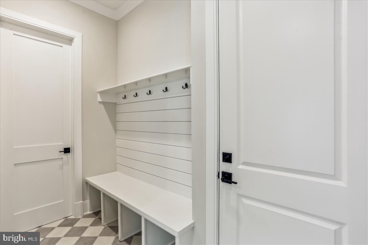 OAKWOOD KNOLLS - Residential