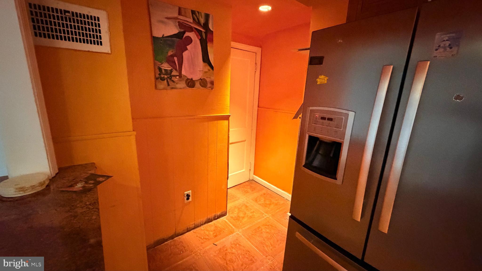 CRESCENTVILLE - Residential