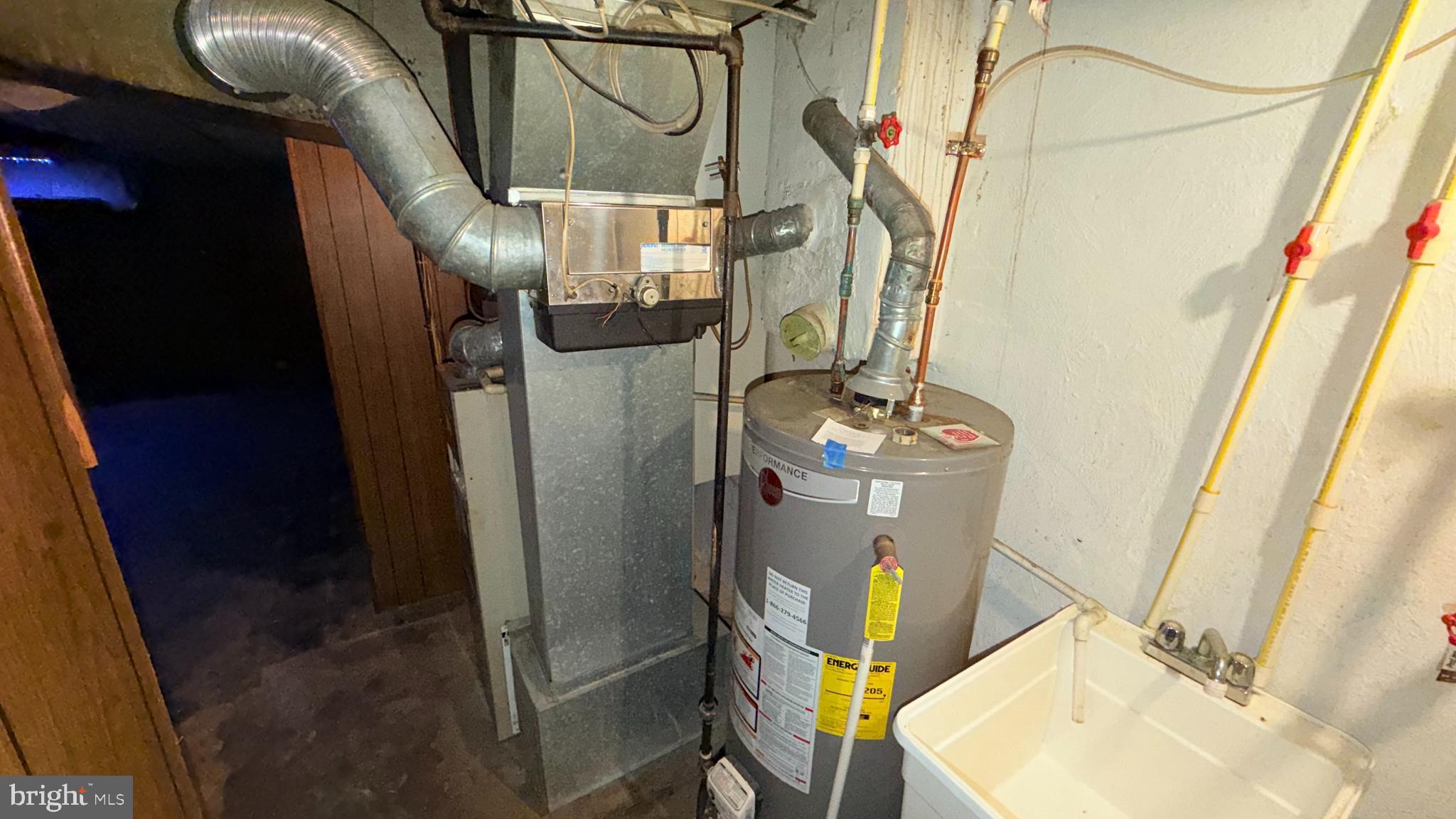 CRESCENTVILLE - Residential