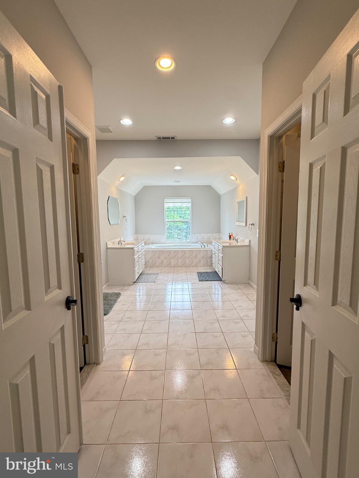 POTOMAC STATION - Residential