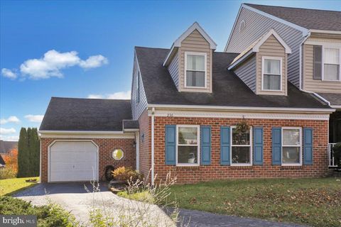 Photo of 236 Providence Place, MOUNTVILLE, PA 17554 (MLS # PALA2062634)