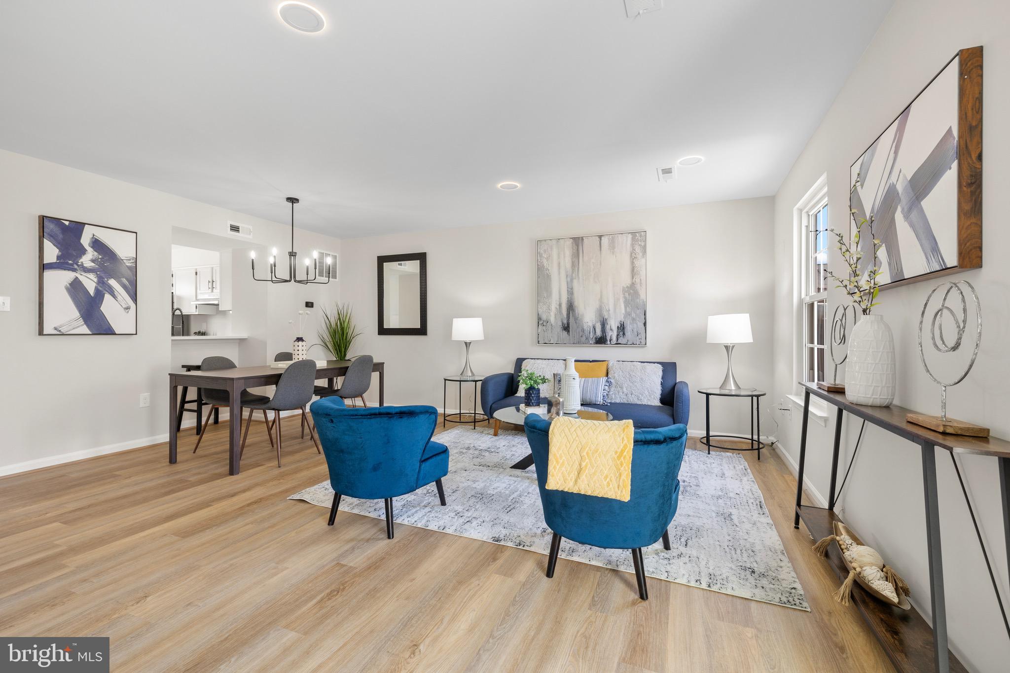 WILLIAMSTOWN - Residential