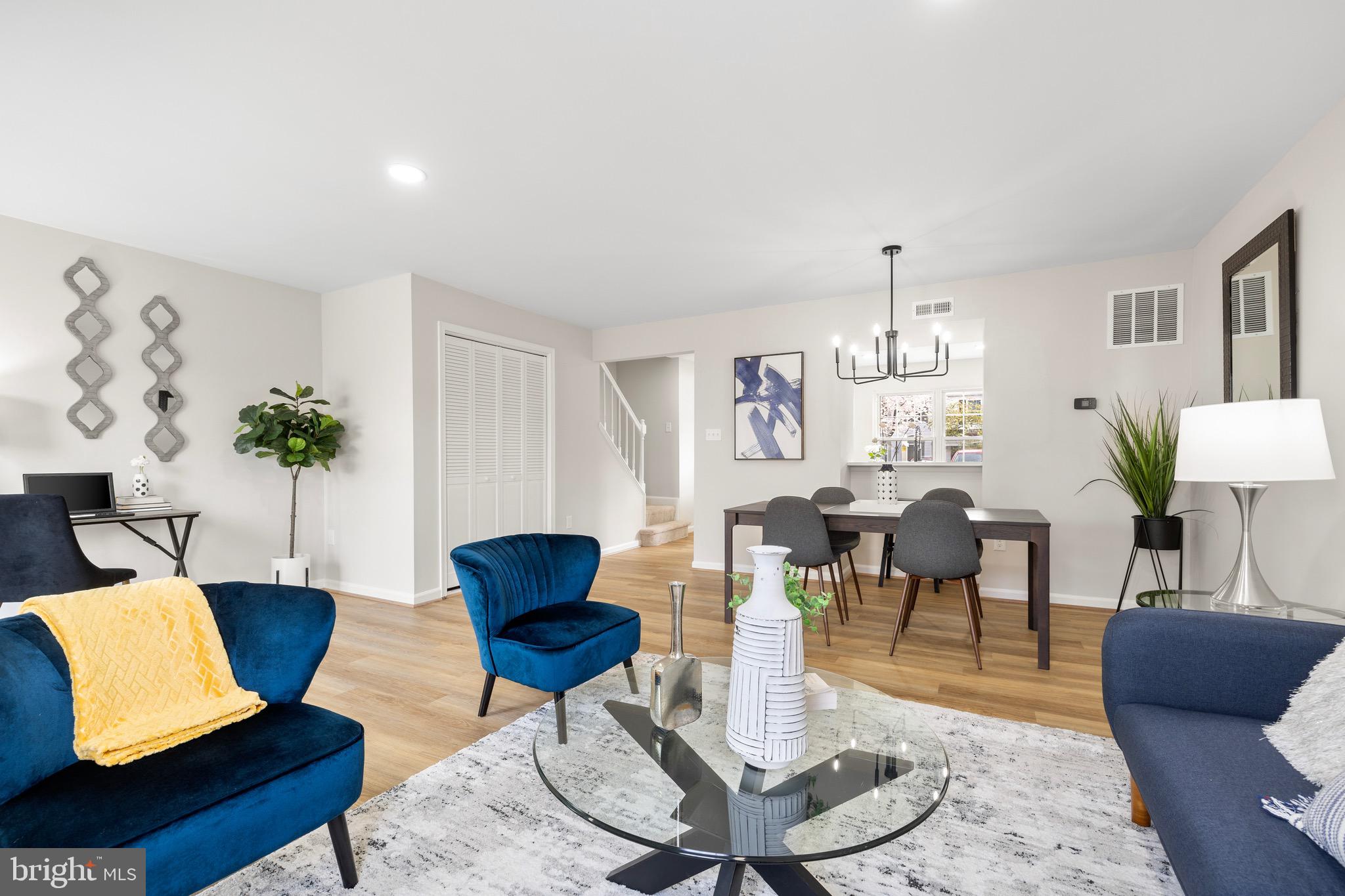 WILLIAMSTOWN - Residential