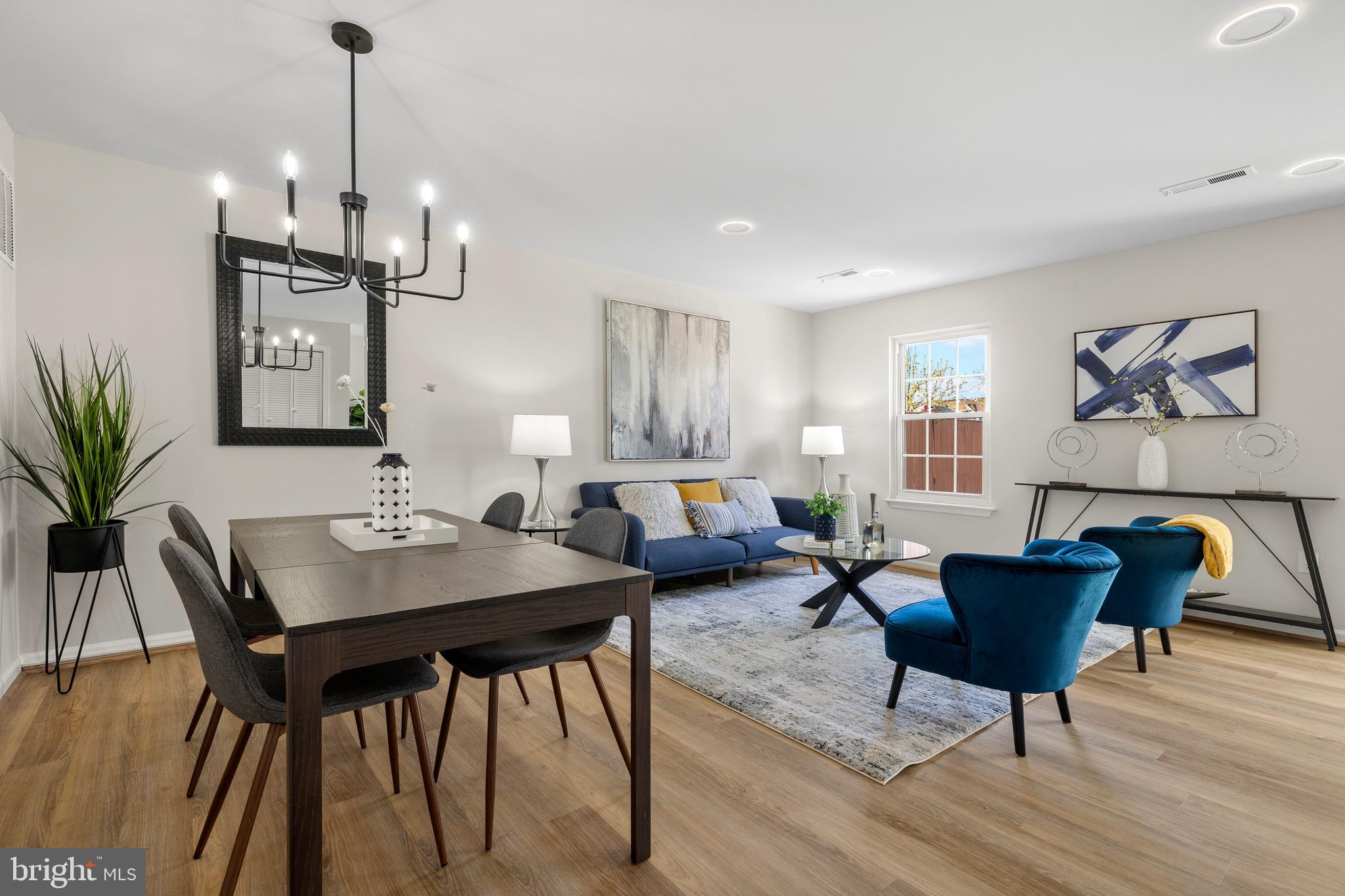 WILLIAMSTOWN - Residential