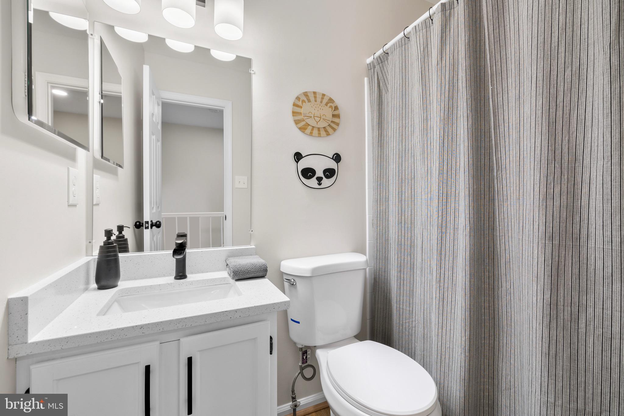 WILLIAMSTOWN - Residential