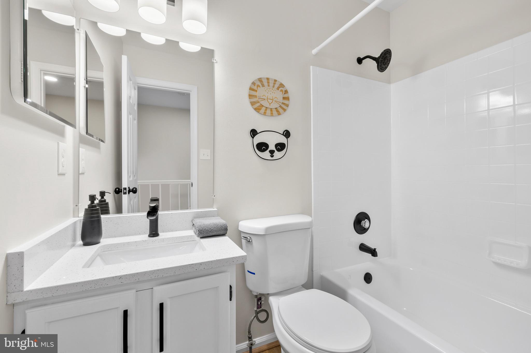 WILLIAMSTOWN - Residential