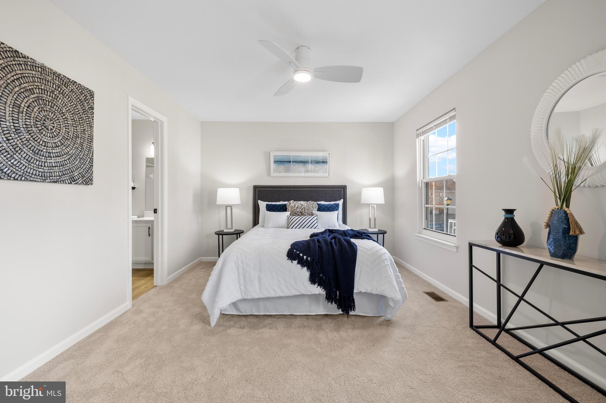 WILLIAMSTOWN - Residential