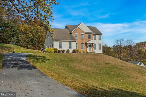 Photo of 16 Kristine Avenue, BOYERTOWN, PA 19512 (MLS # PABK2064584)