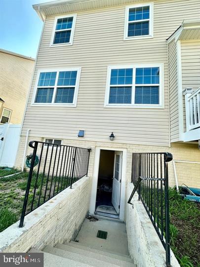 ST. CHARLES GLENEAGLES SOUTH - Residential Lease