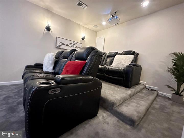 ST. CHARLES GLENEAGLES SOUTH - Residential Lease