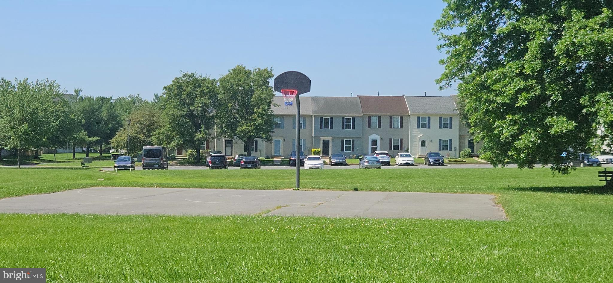 GEORGETOWNE COURT - Residential Lease