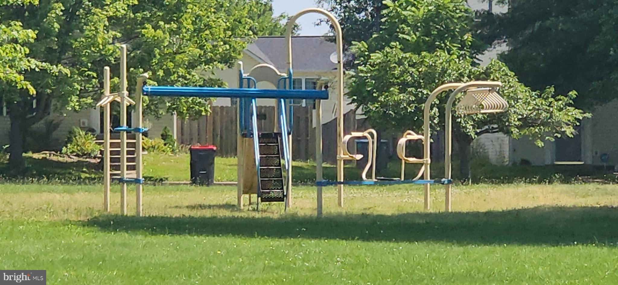 GEORGETOWNE COURT - Residential Lease