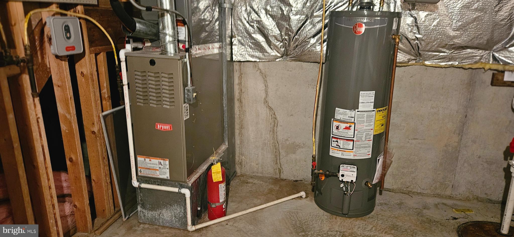 GEORGETOWNE COURT - Residential Lease