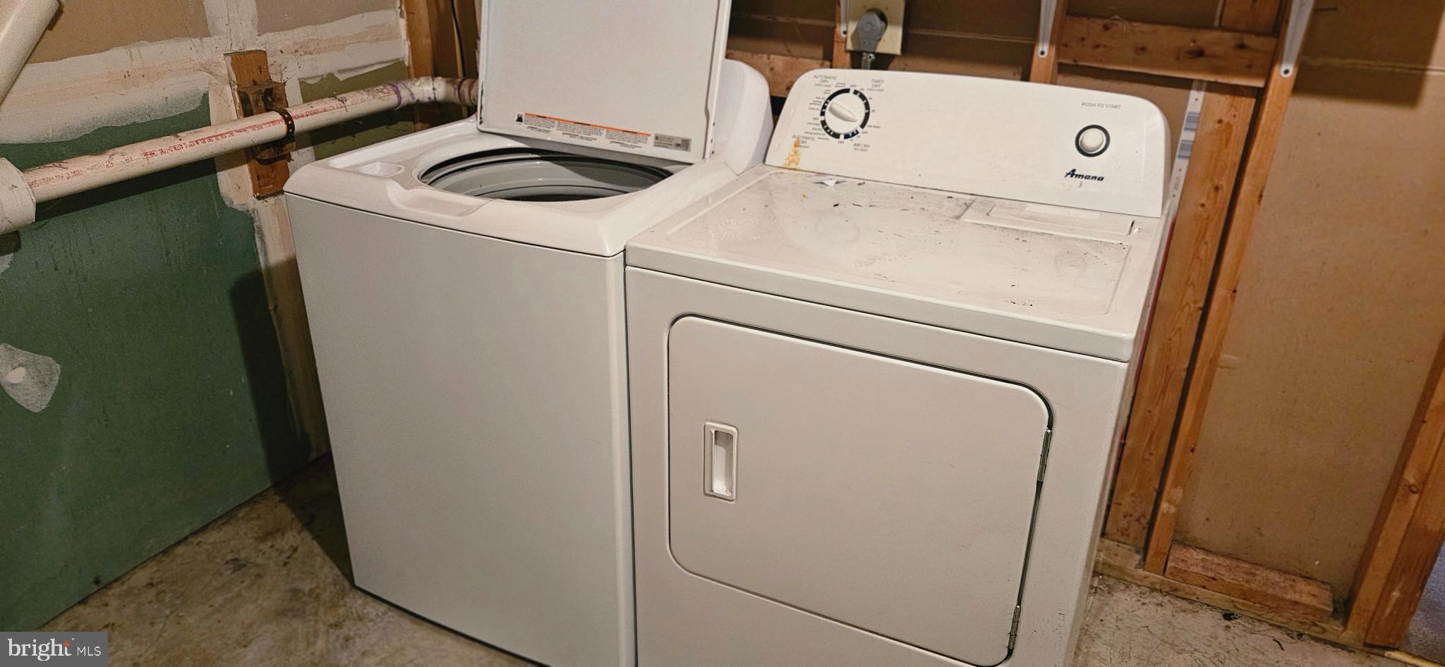 GEORGETOWNE COURT - Residential Lease