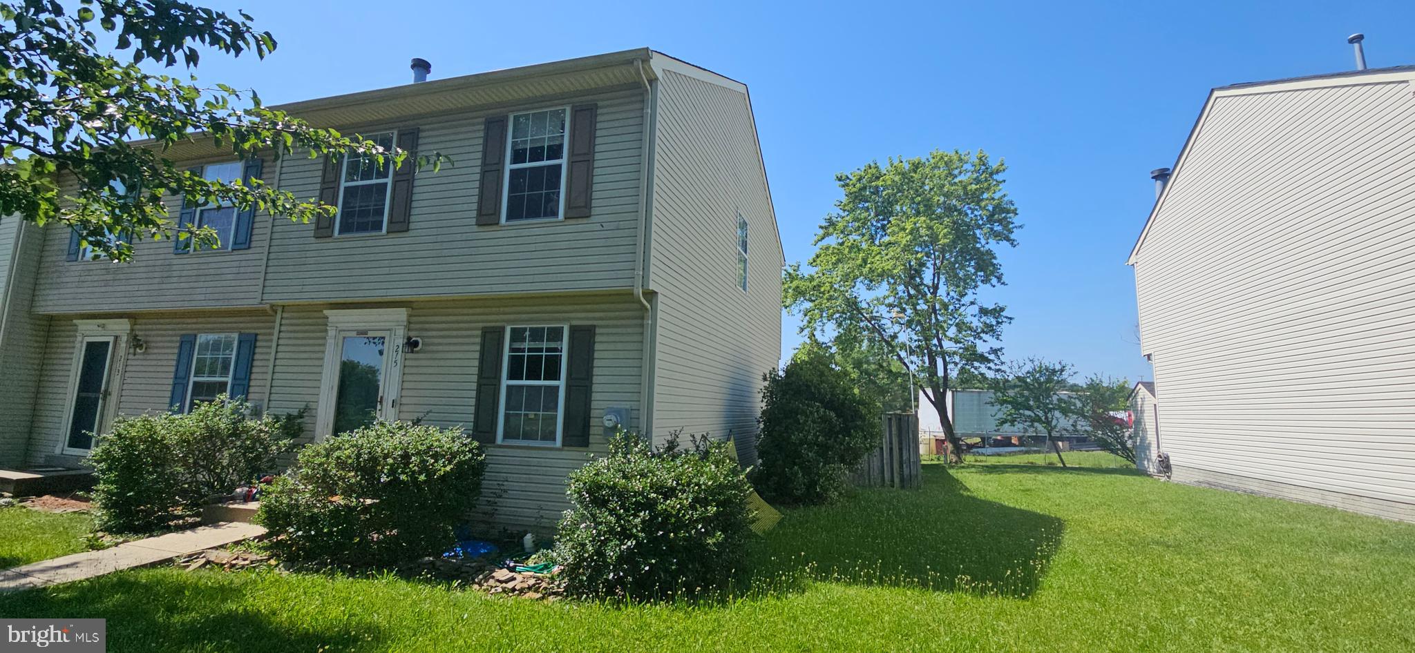 GEORGETOWNE COURT - Residential Lease