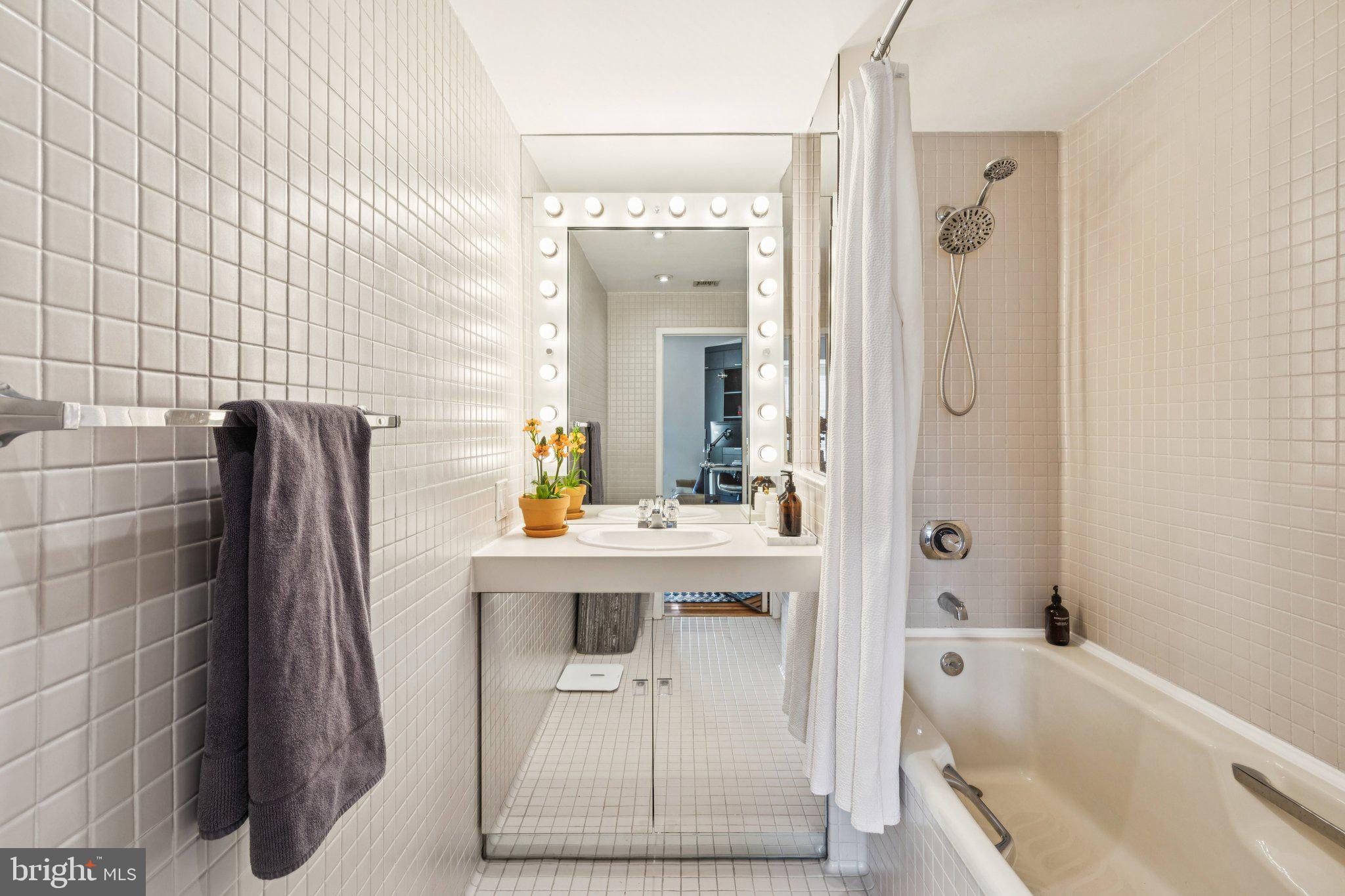 FITLER SQUARE - Residential