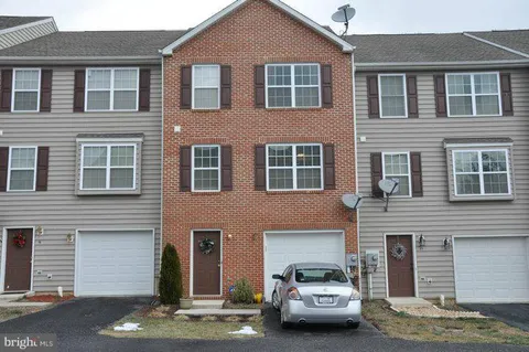 19 Pulpit Lane, Martinsburg, WV MLS: WVBE2040322