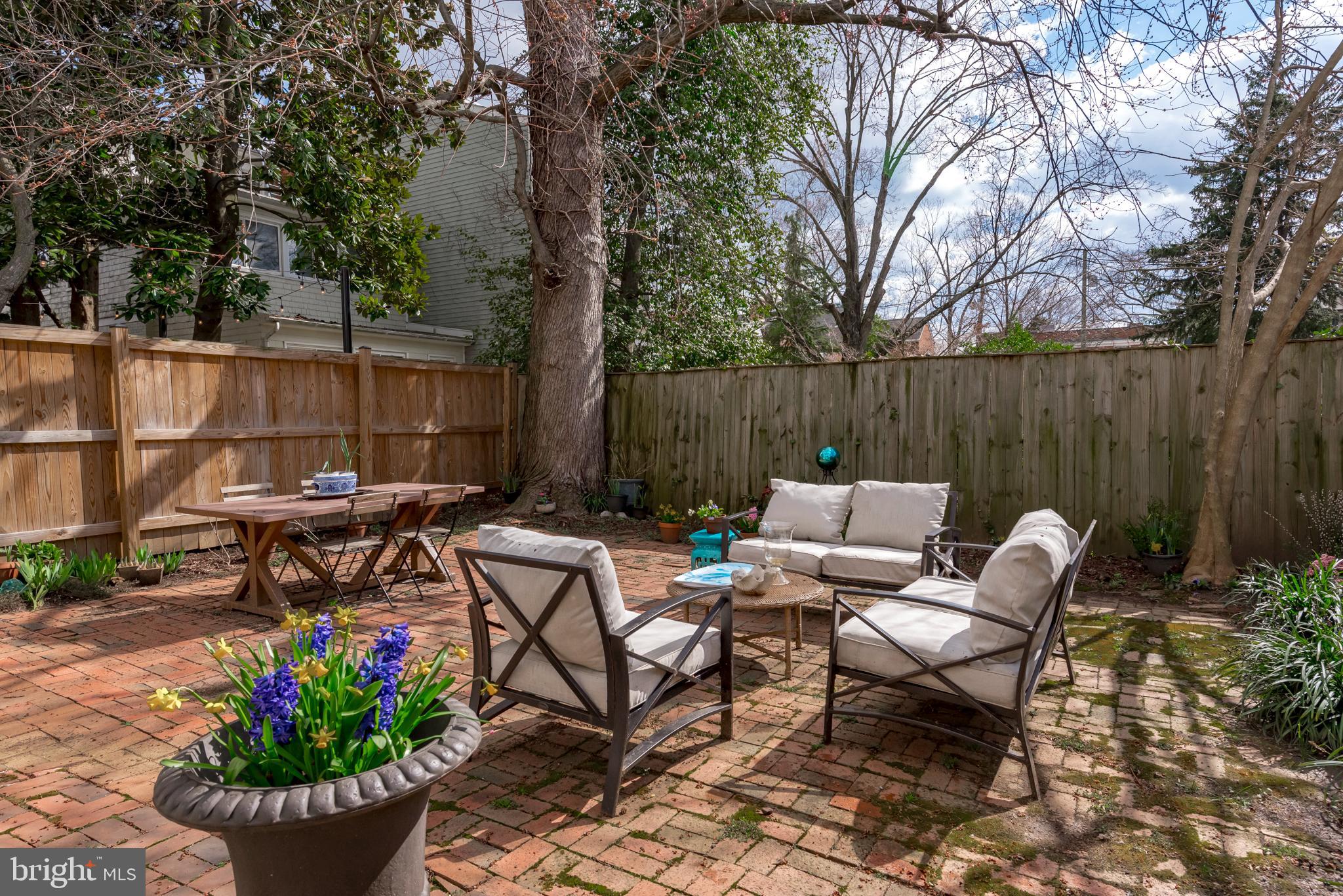 HISTORIC DISTRICT - Residential