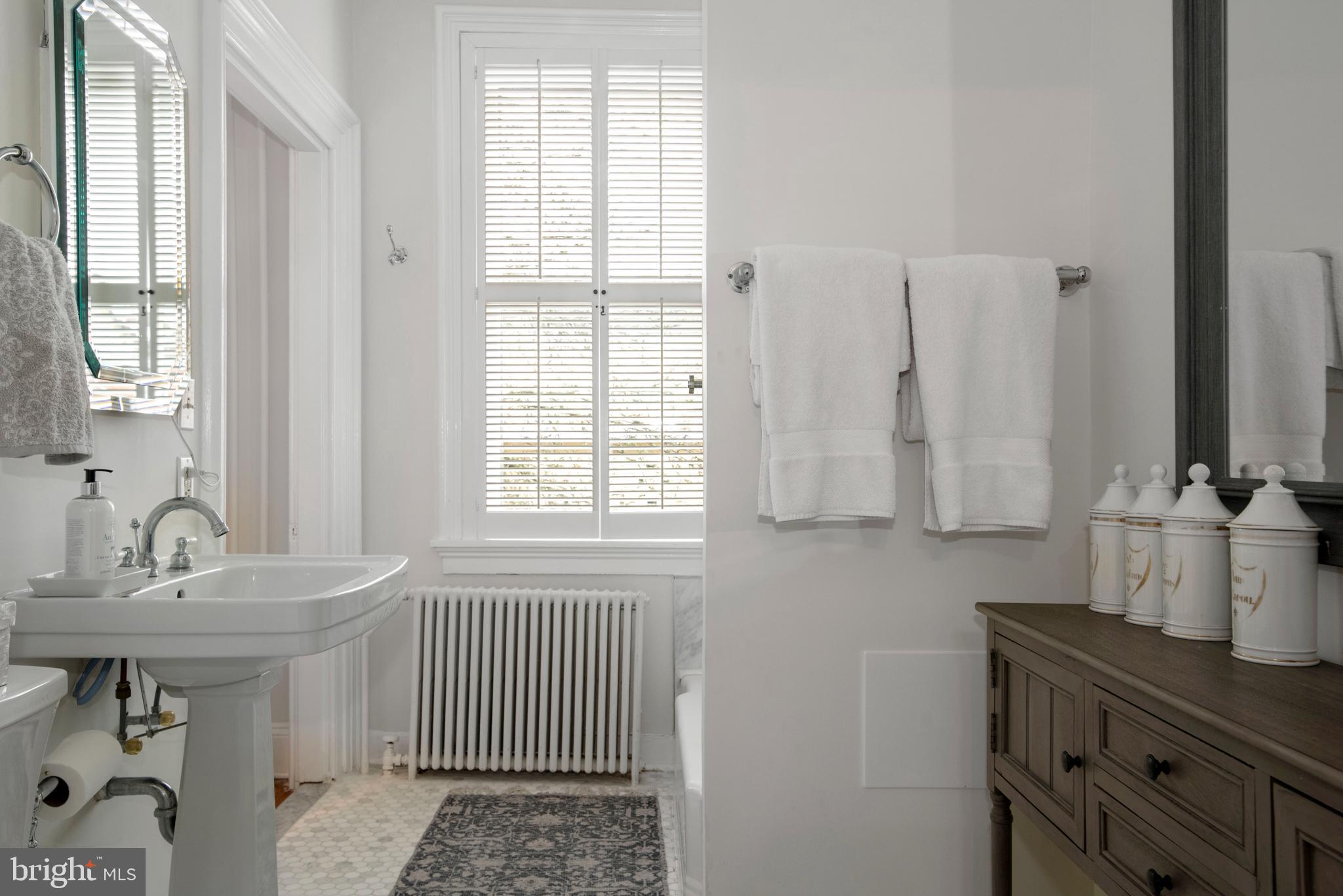 HISTORIC DISTRICT - Residential