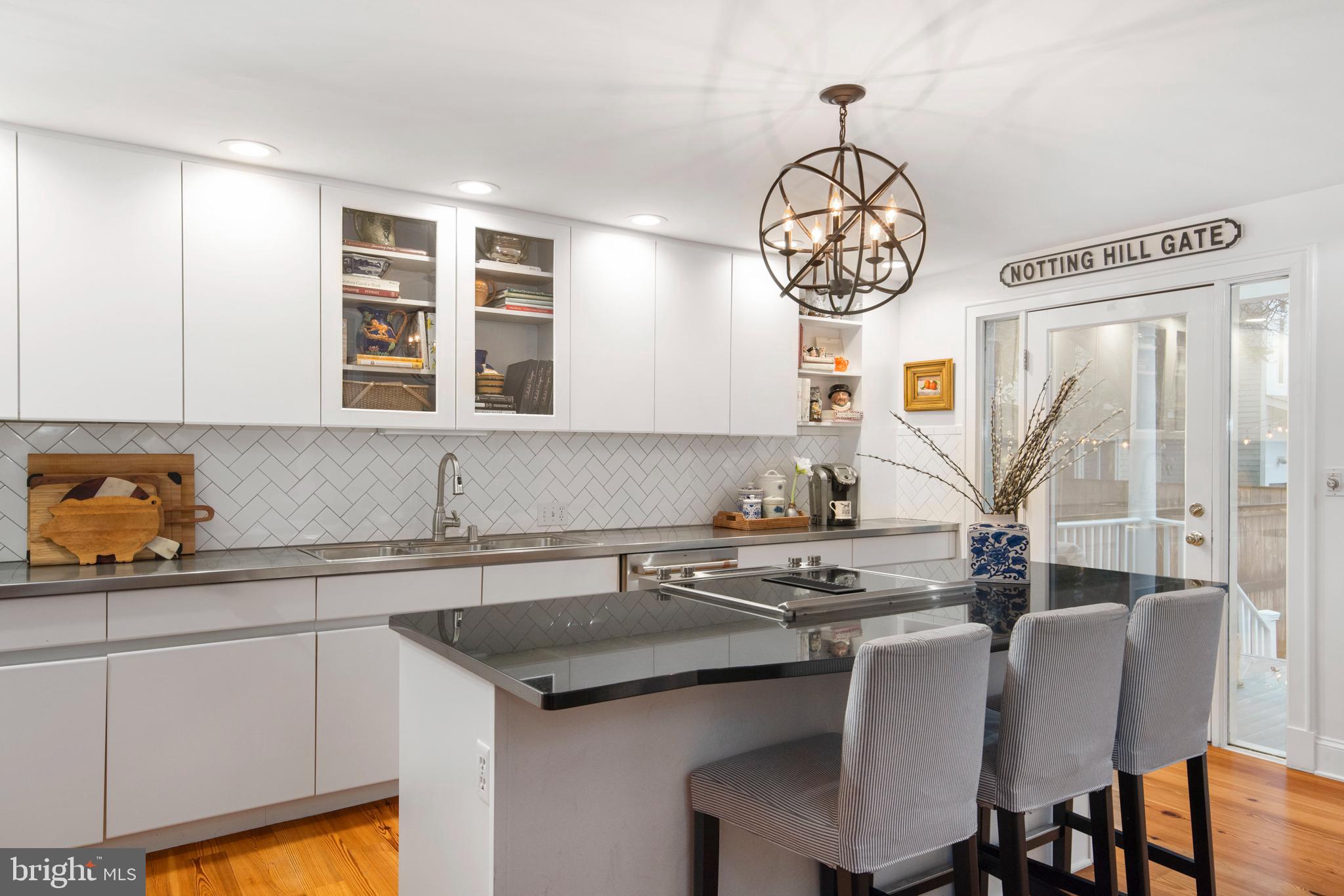 HISTORIC DISTRICT - Residential