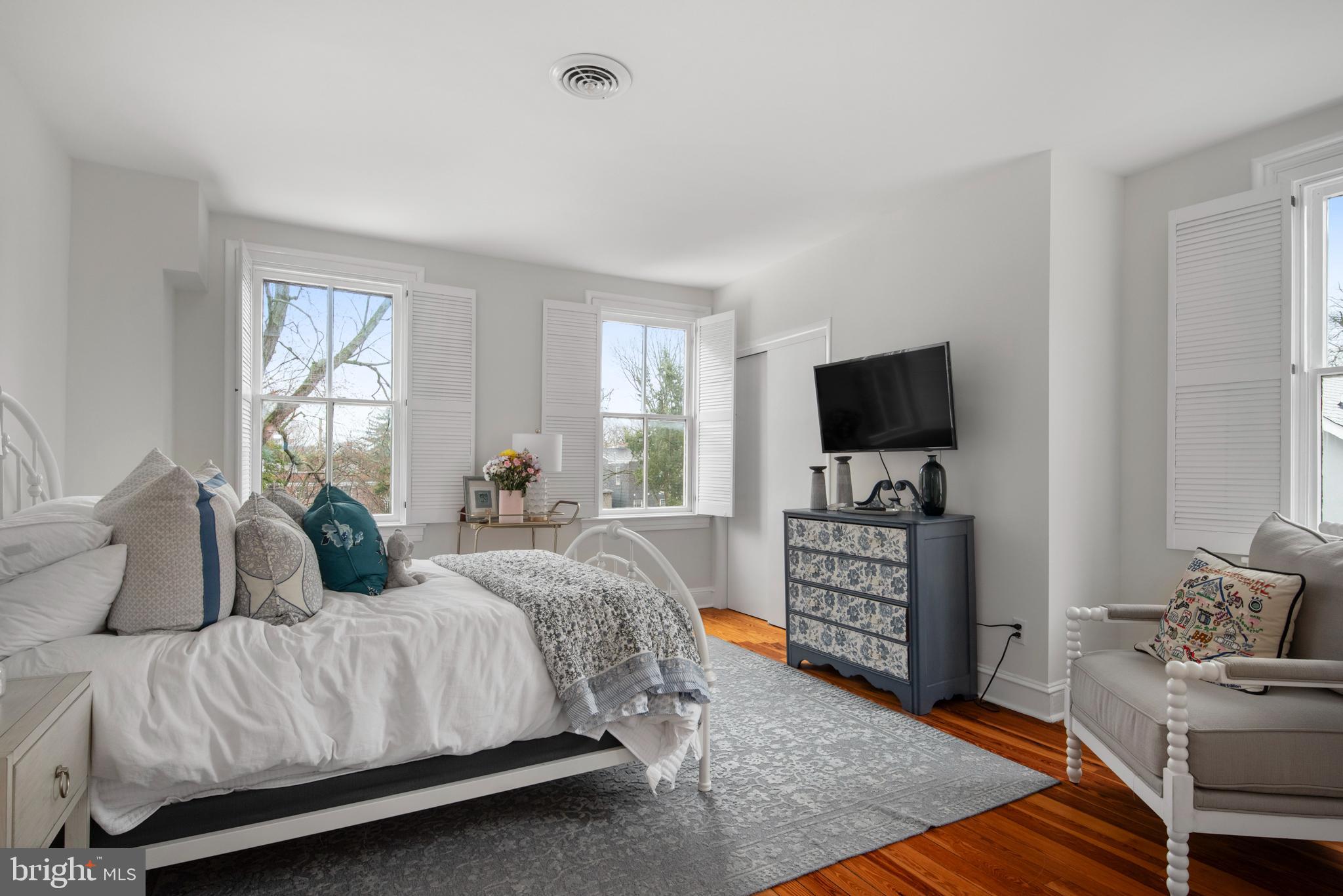 HISTORIC DISTRICT - Residential