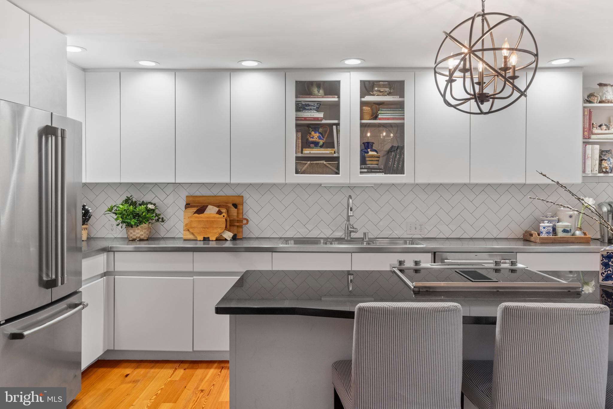 HISTORIC DISTRICT - Residential