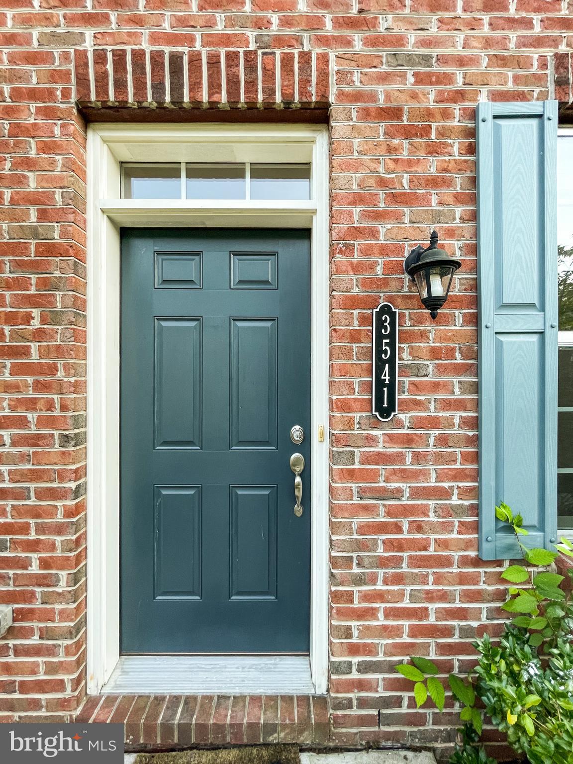 WOODLAKE TOWNS CODM - Residential Lease