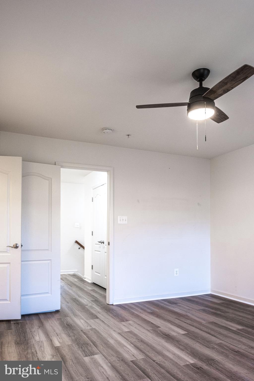 WOODLAKE TOWNS CODM - Residential Lease