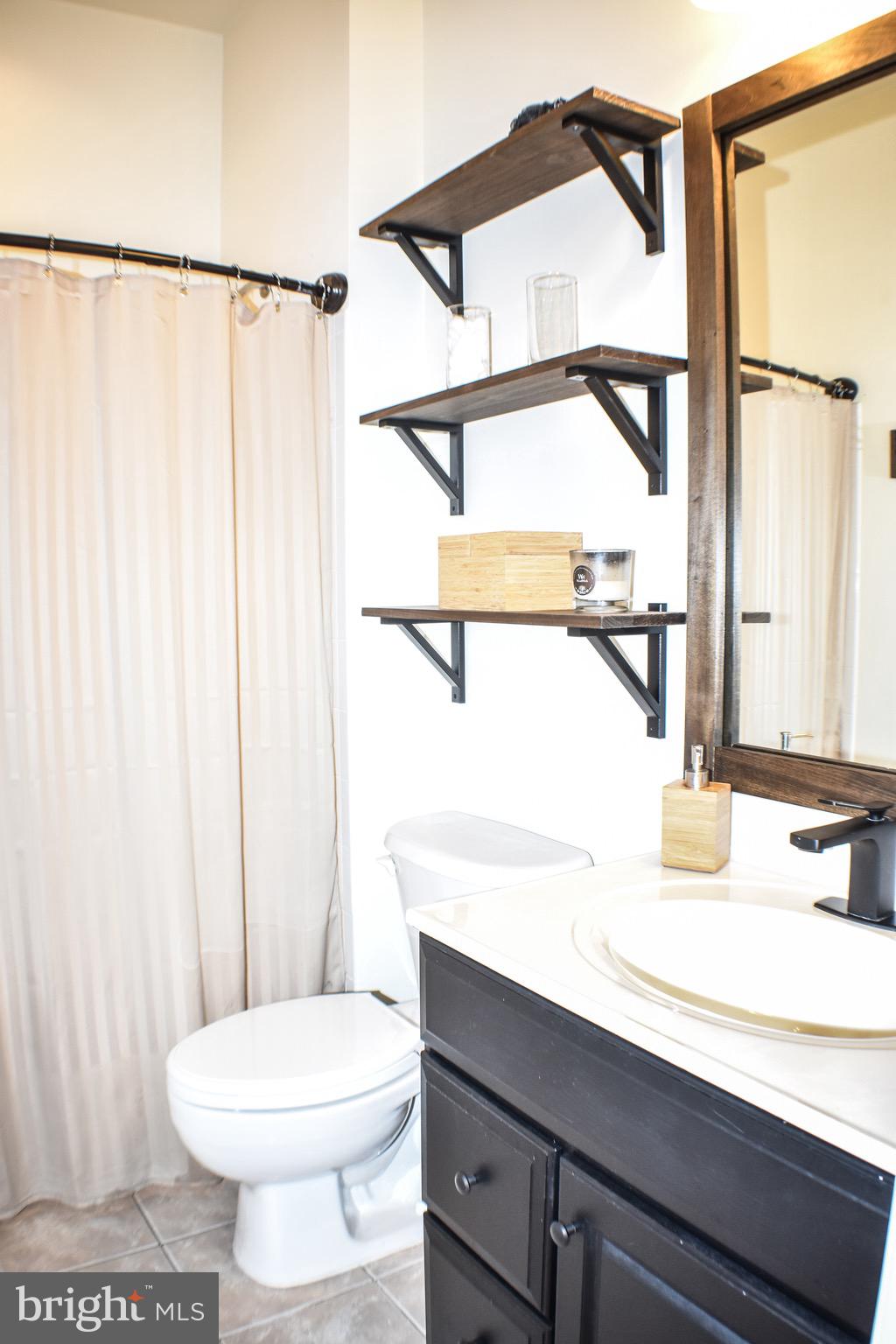 BELMONT BAY - Residential