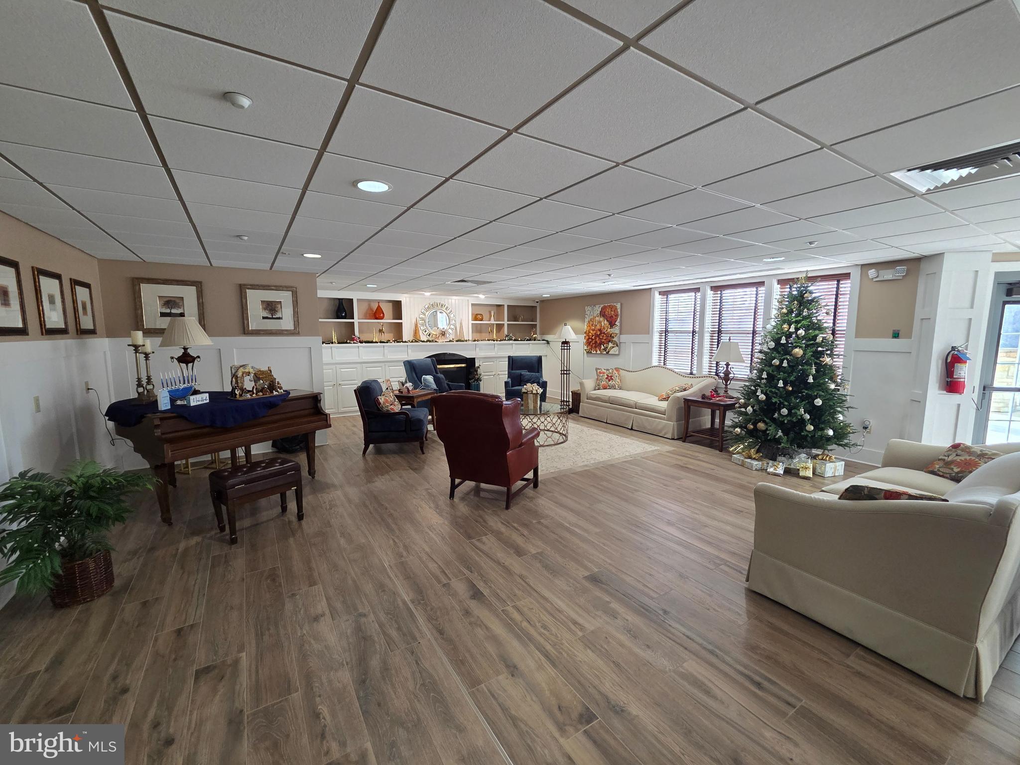 WINDSOR AT GLEN MI - Residential Lease