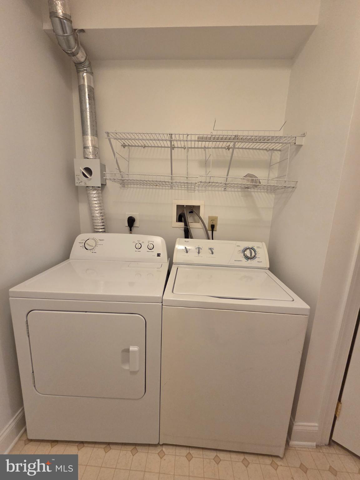 WINDSOR AT GLEN MI - Residential Lease