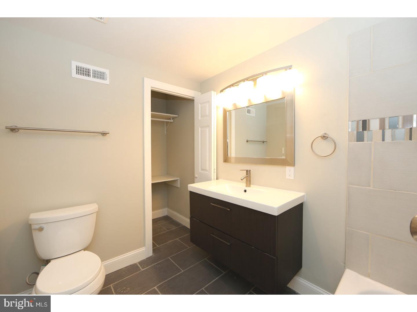 EAST PASSYUNK CROSSING - Residential