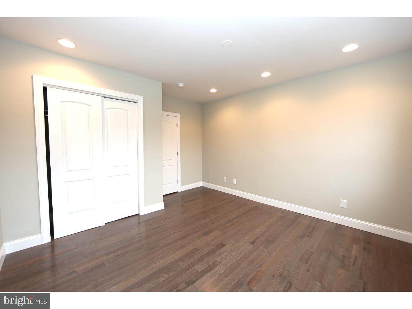 EAST PASSYUNK CROSSING - Residential