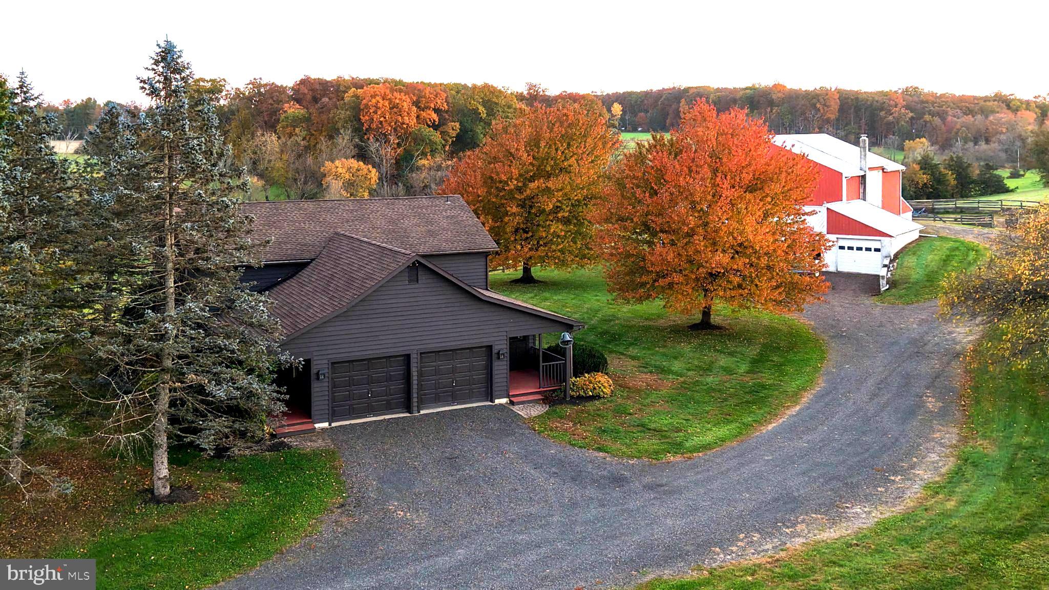 1044 CREAMERY ROAD