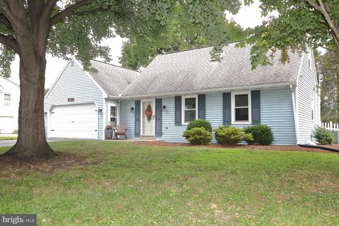 Photo of 935 DRIVER AVE, LANDISVILLE, PA 17538 (MLS # PALA2039304)