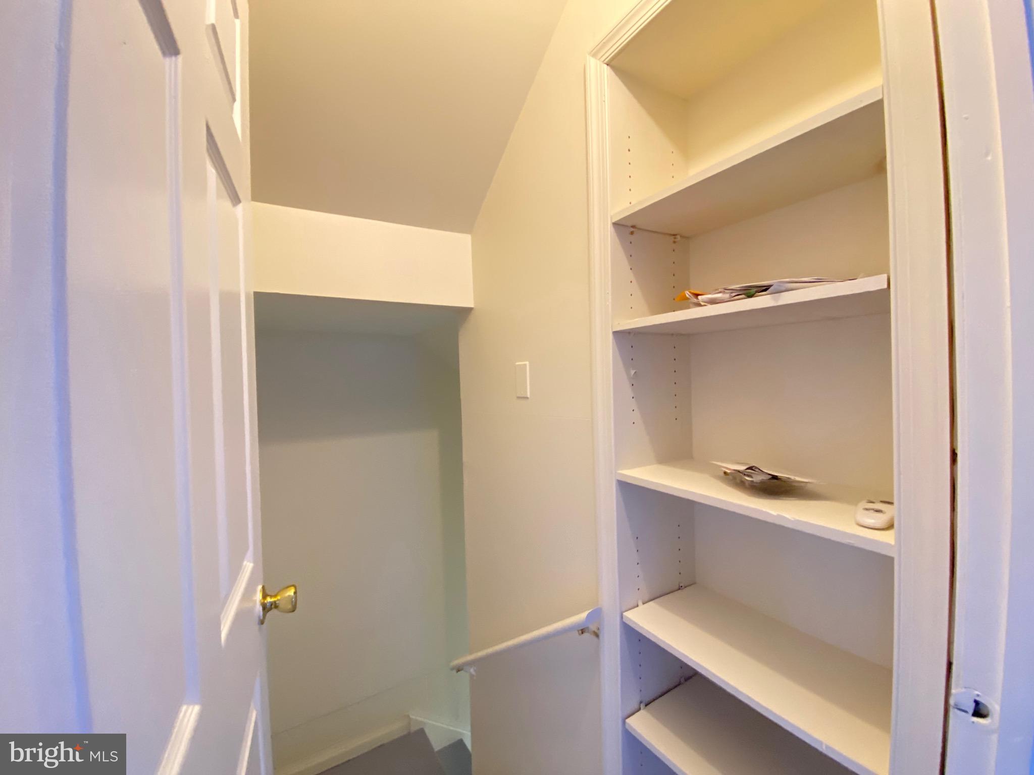 TEMPLE UNIVERSITY - Residential Lease