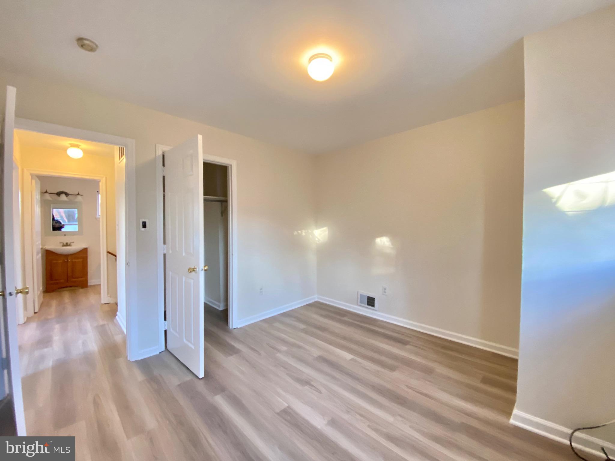 TEMPLE UNIVERSITY - Residential Lease