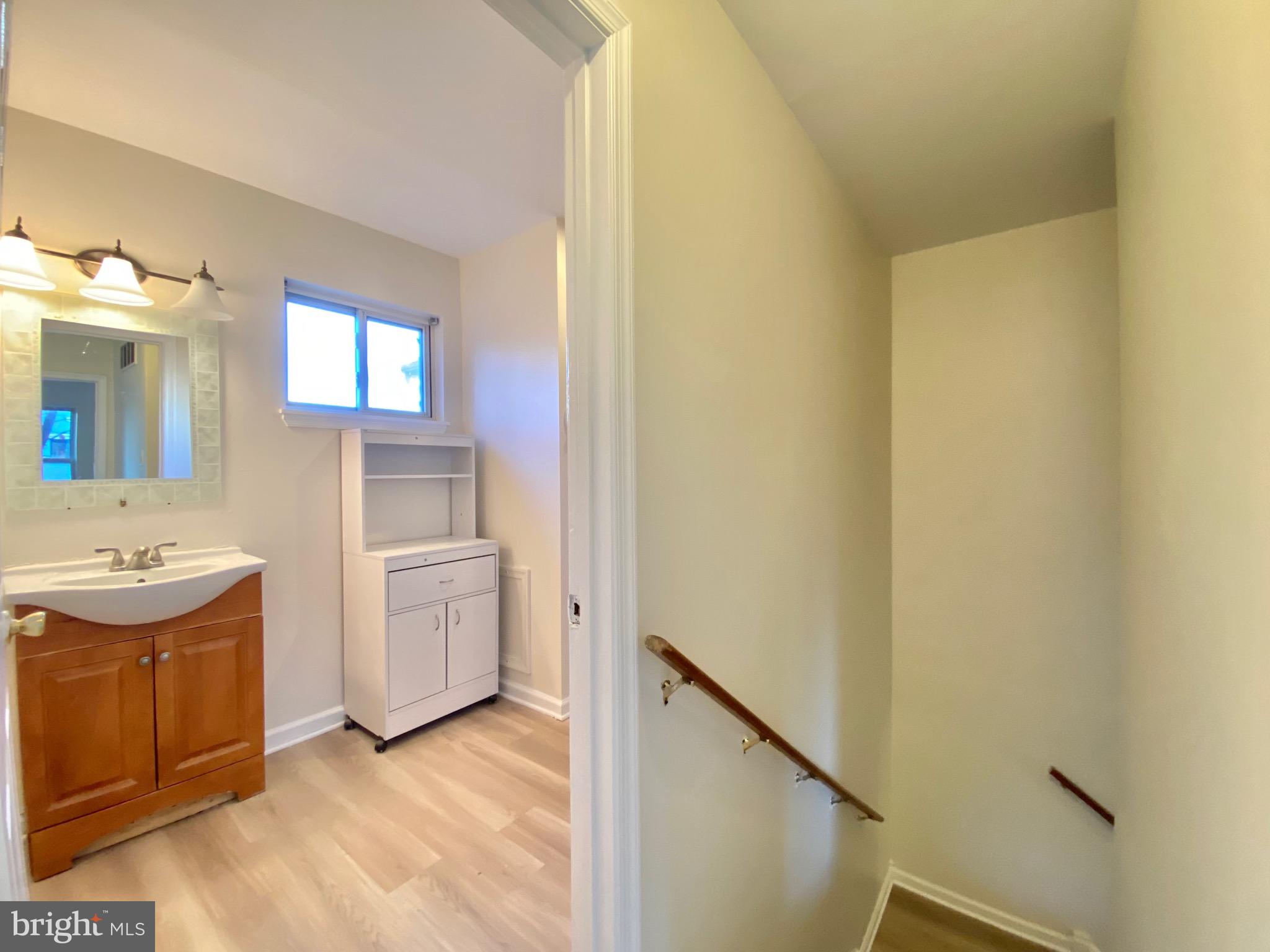 TEMPLE UNIVERSITY - Residential Lease