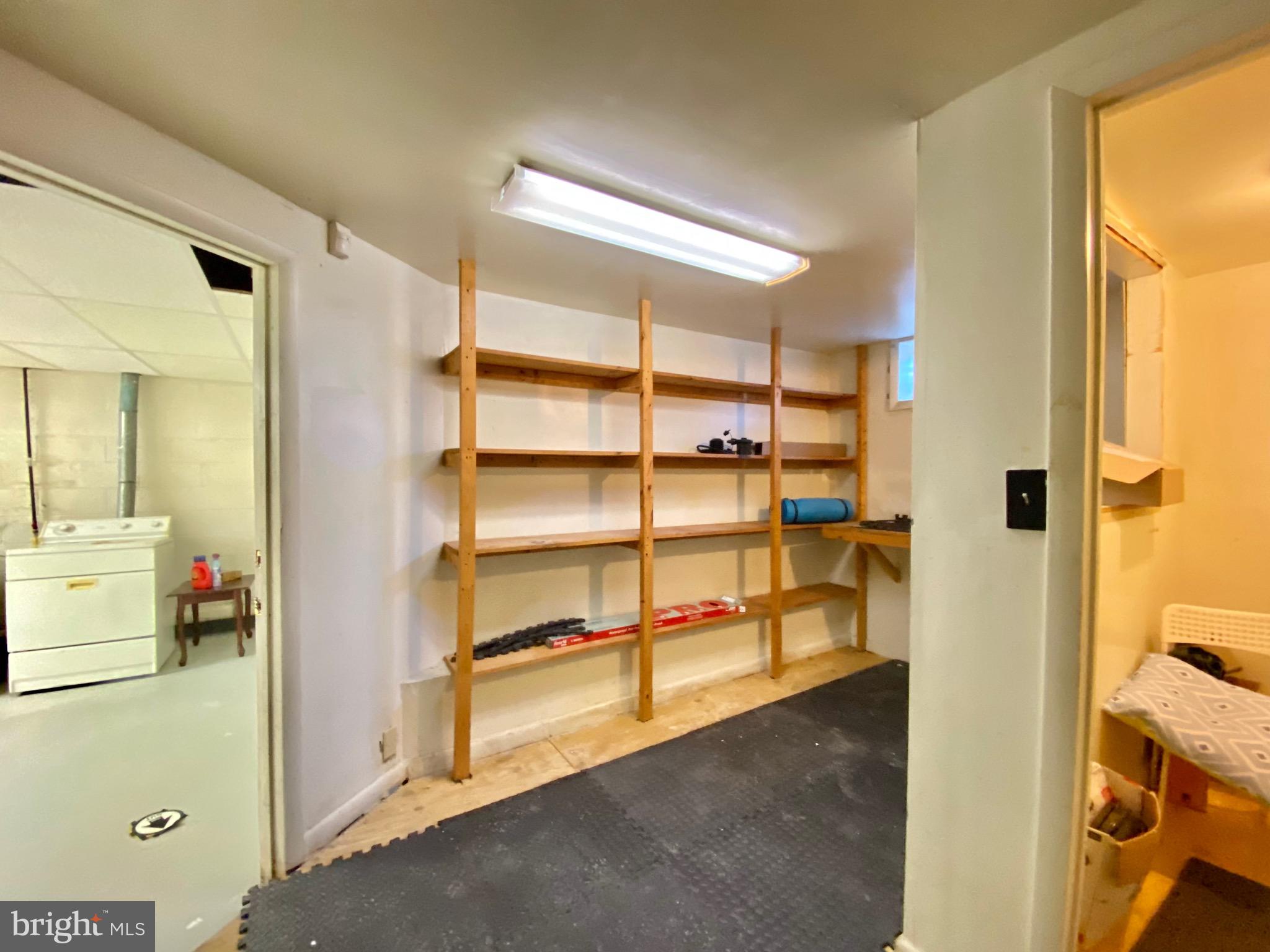 TEMPLE UNIVERSITY - Residential Lease