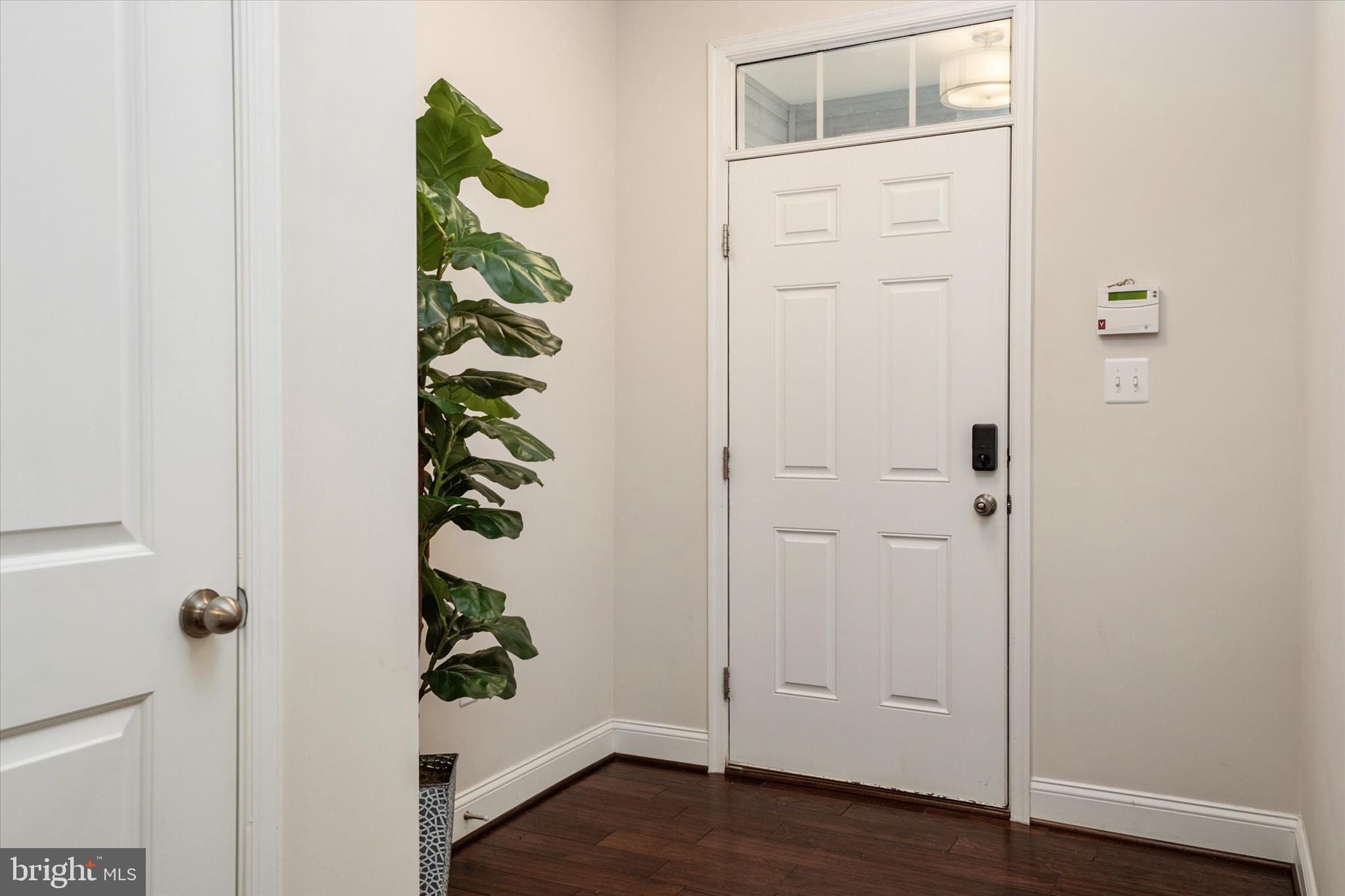 VILLAGE GREENS - Residential