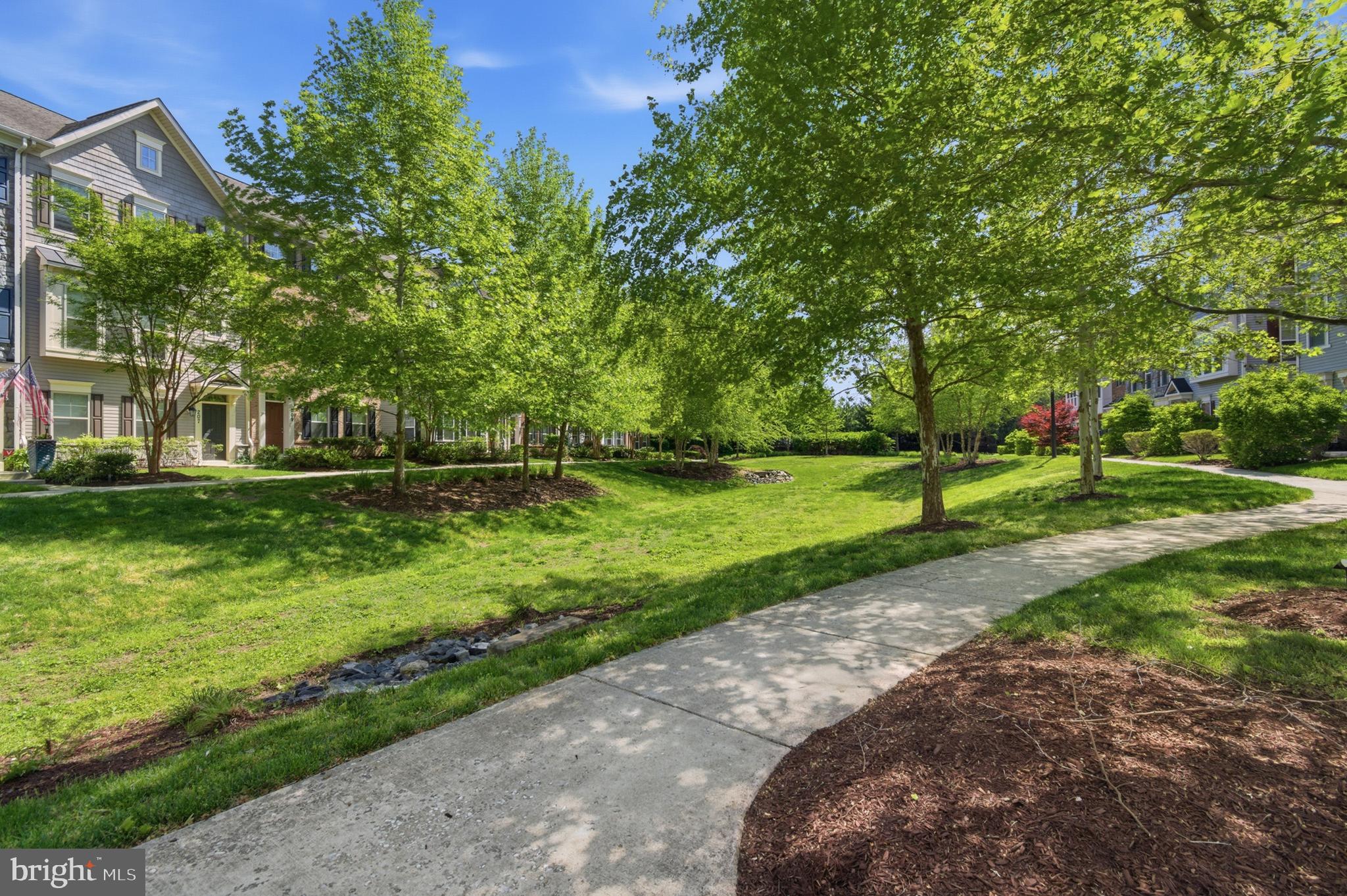 VILLAGE GREENS - Residential