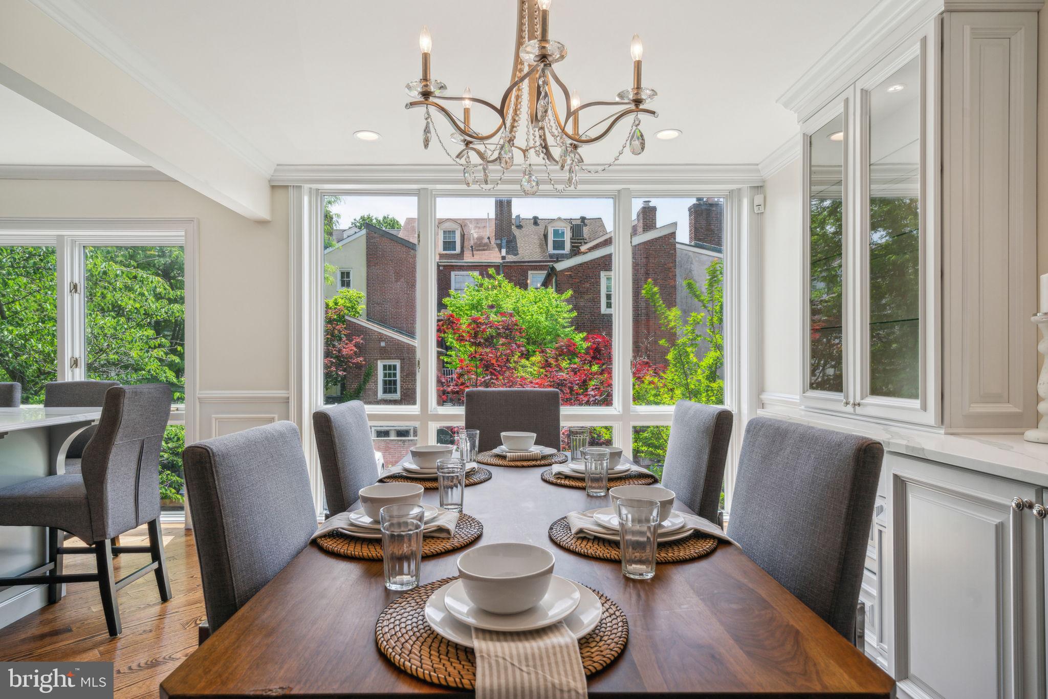 SOCIETY HILL - Residential