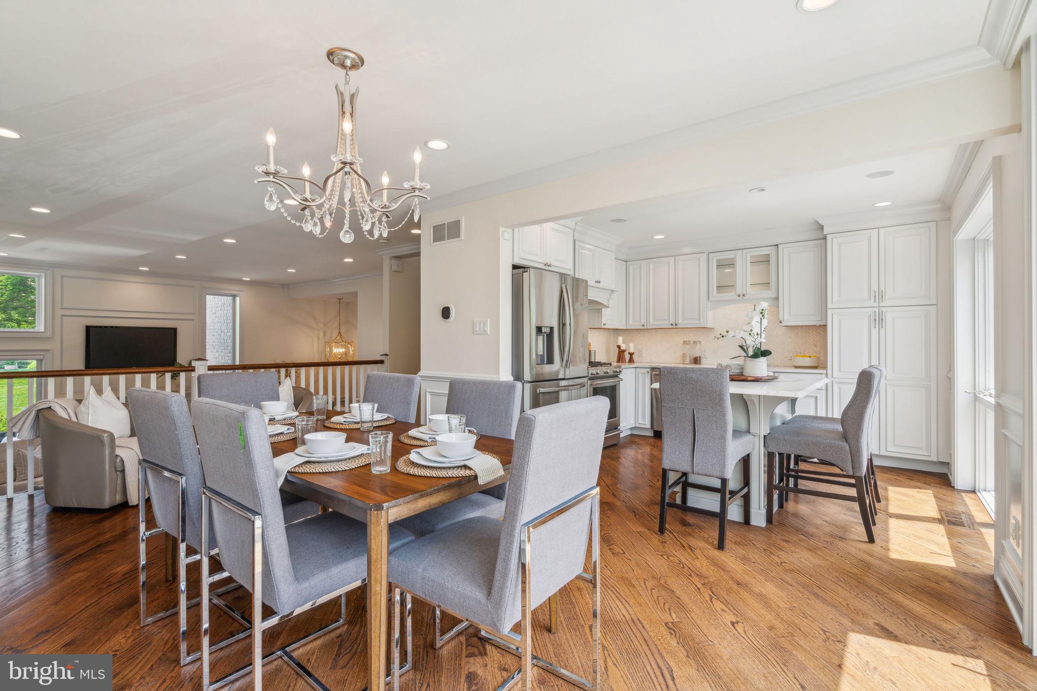 SOCIETY HILL - Residential