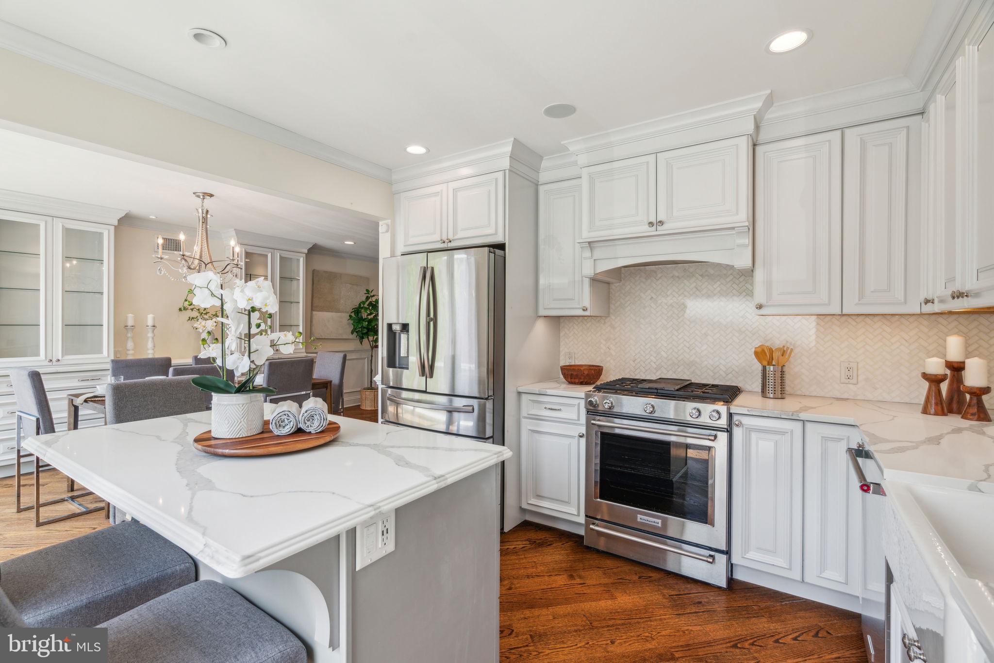 SOCIETY HILL - Residential